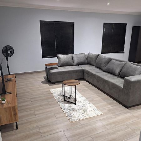 Skyline Unit2 Appartement Edenvale Buitenkant foto
